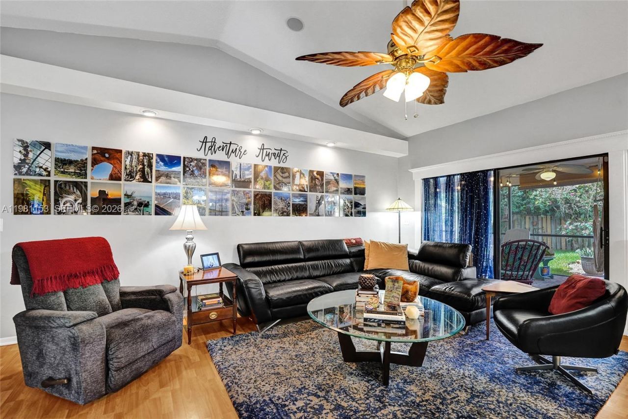 1741 W Oak Knoll Cir , Davie, FL 33324 Photo