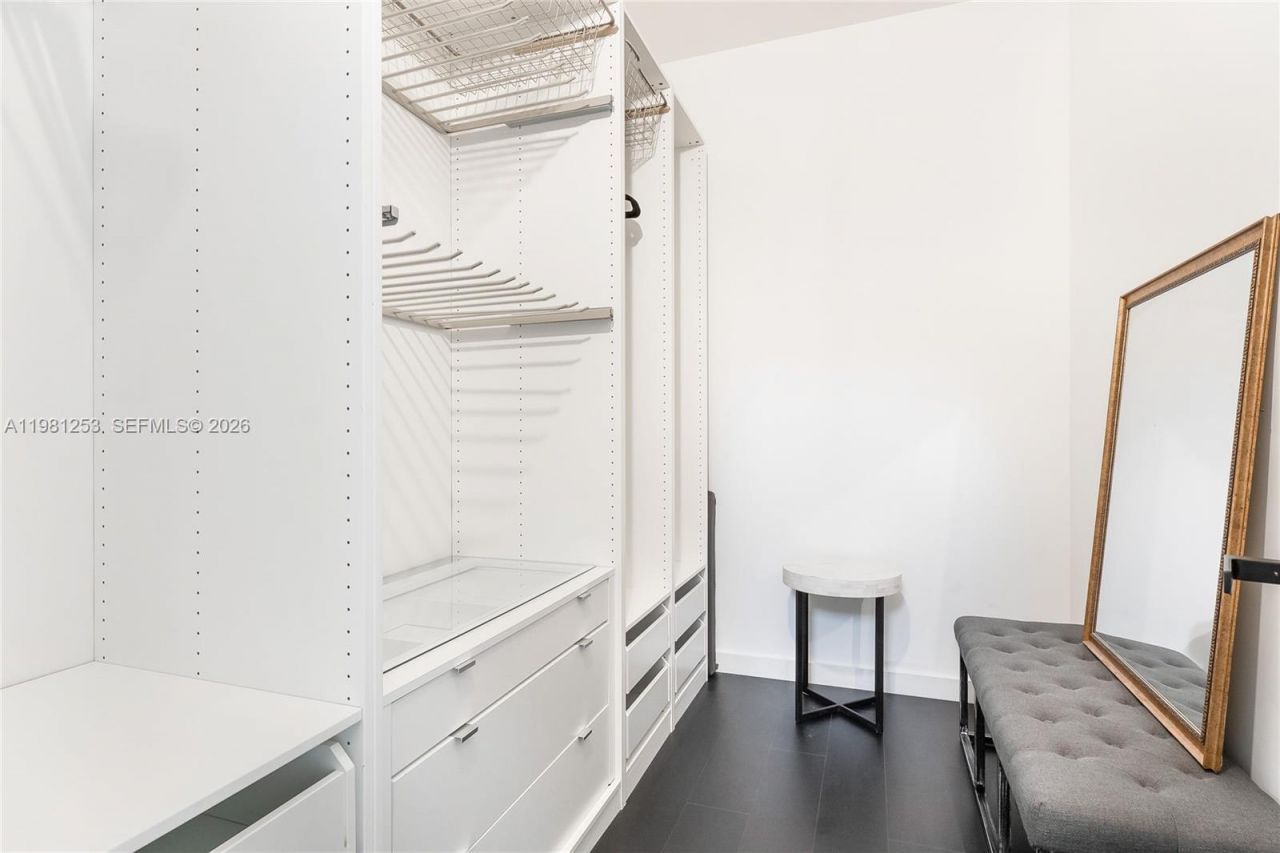 7810 Miami View Dr , North Bay Village, FL 33141 Photo