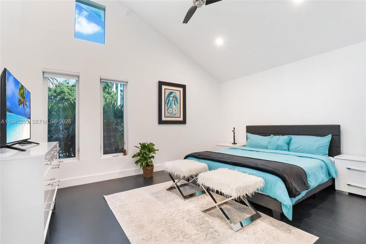 7810 Miami View Dr , North Bay Village, FL 33141 Photo