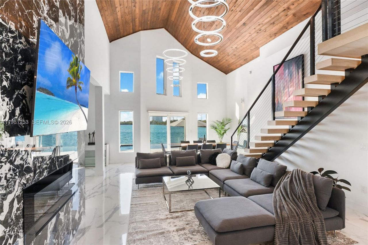 7810 Miami View Dr , North Bay Village, FL 33141 Photo