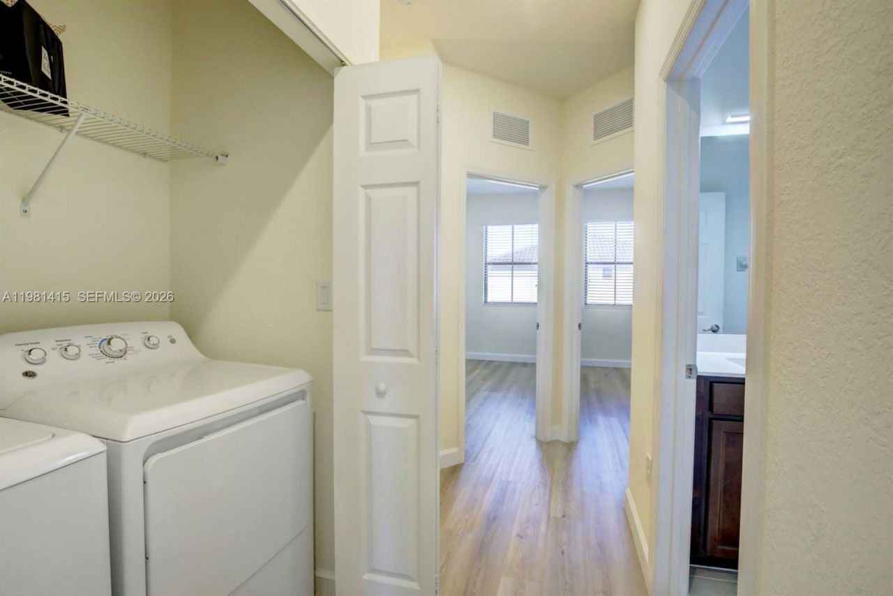 11981 SW 150th Pl , Miami, FL 33196 Photo