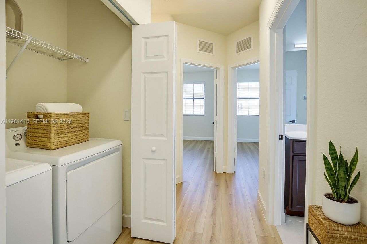 11981 SW 150th Pl , Miami, FL 33196 Photo