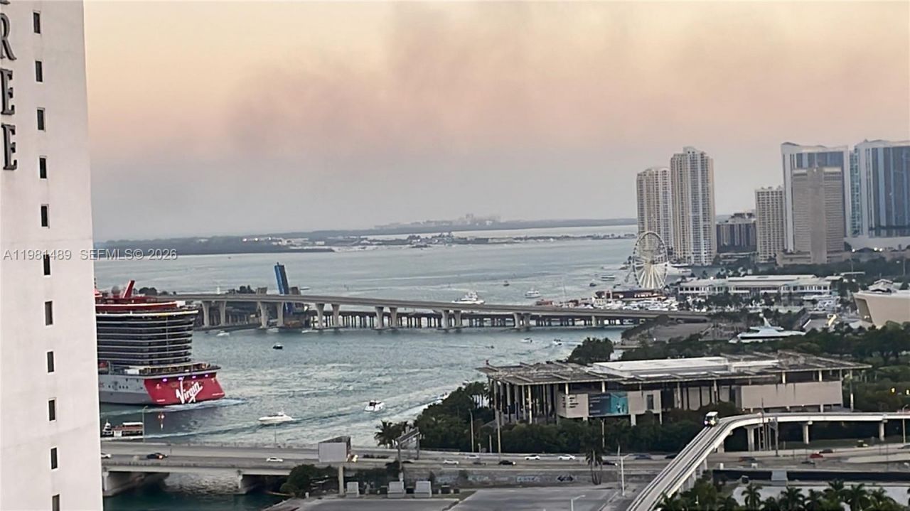 1750 N Bayshore Dr , Unit 2814, Miami, FL 33132 Photo