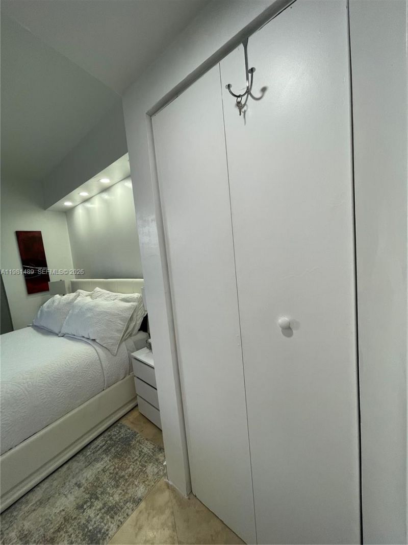1750 N Bayshore Dr, Unit 2814, Miami, FL 33132 Photo