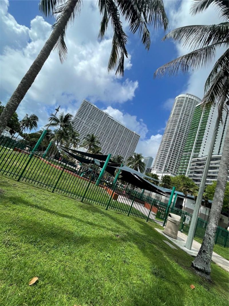 1750 N Bayshore Dr, Unit 2814, Miami, FL 33132 Photo