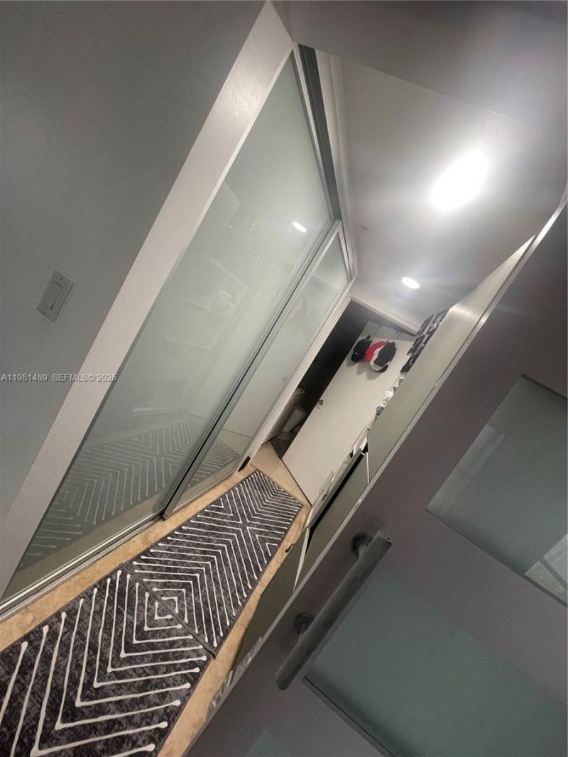 1750 N Bayshore Dr, Unit 2814, Miami, FL 33132 Photo