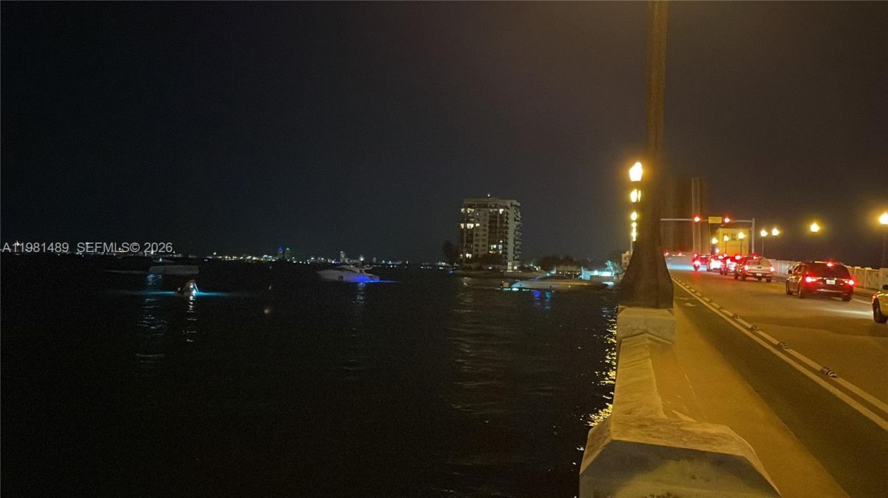 1750 N Bayshore Dr , Unit 2814, Miami, FL 33132 Photo