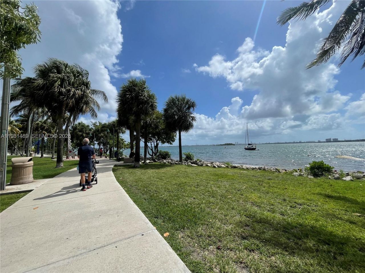 1750 N Bayshore Dr, Unit 2814, Miami, FL 33132 Photo