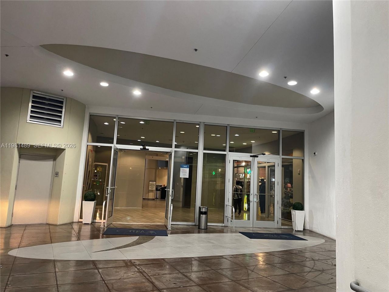 1750 N Bayshore Dr, Unit 2814, Miami, FL 33132 Photo
