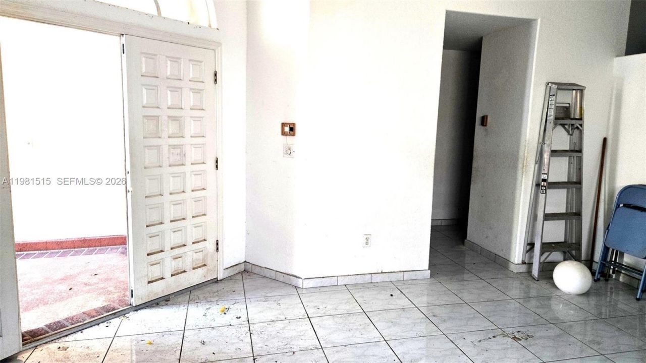 15153 NW 89th Pl , Miami Lakes, FL 33018 Photo