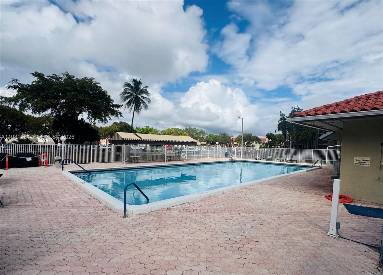 1800 SW 81st Ave , Unit 1414, North Lauderdale, FL 33068 Photo