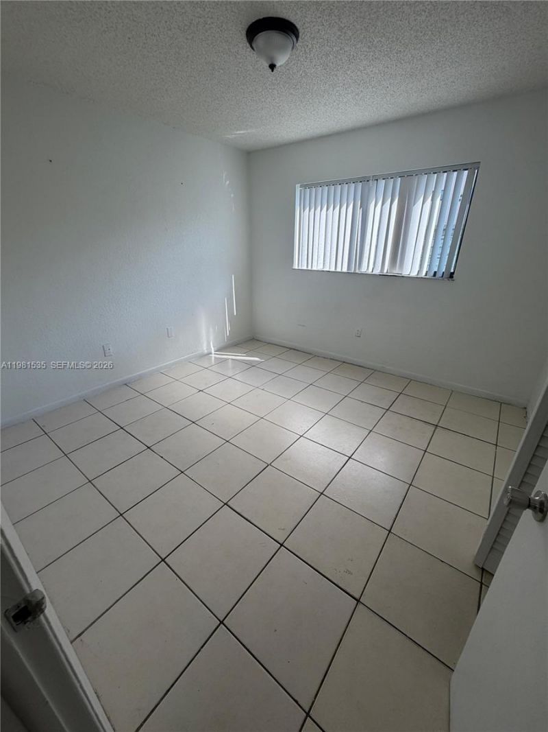5702 W 26th Ave, Unit 5702, Hialeah, FL 33016 Photo