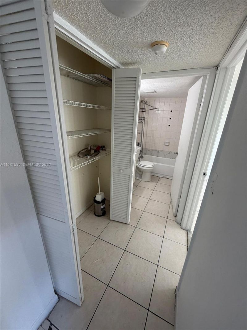 5702 W 26th Ave , Unit 5702, Hialeah, FL 33016 Photo
