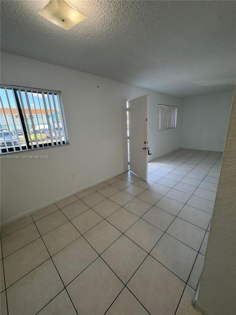 5702 W 26th Ave , Unit 5702, Hialeah, FL 33016 Photo