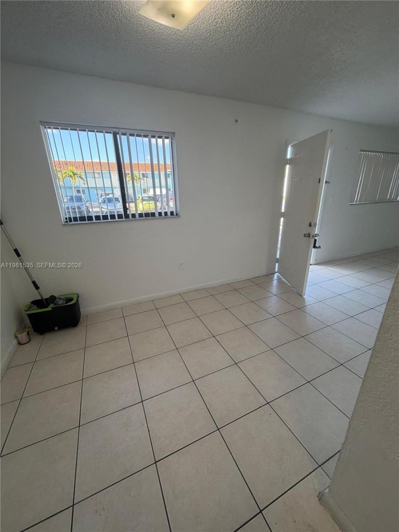 5702 W 26th Ave , Unit 5702, Hialeah, FL 33016 Photo