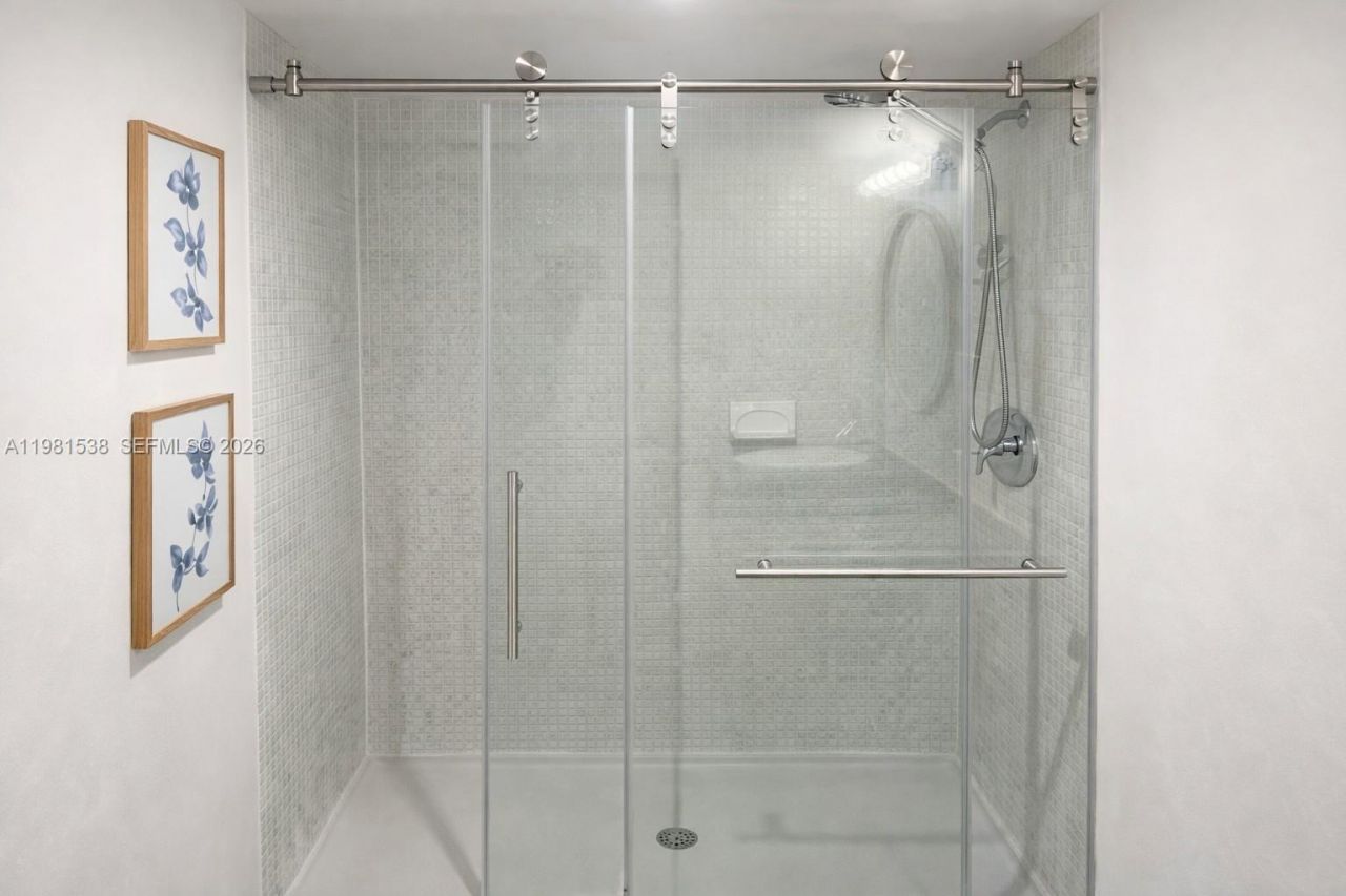 3731 N Country Club Dr , Unit 622, Aventura, FL 33180 Photo