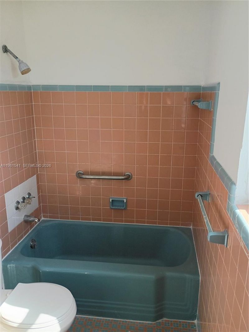 235 83rd St , Unit 4, Miami Beach, FL 33141 Photo