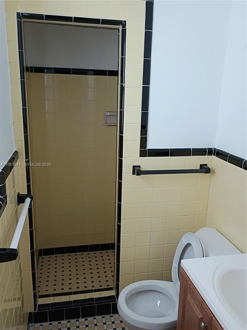 235 83rd St , Unit 4, Miami Beach, FL 33141 Photo