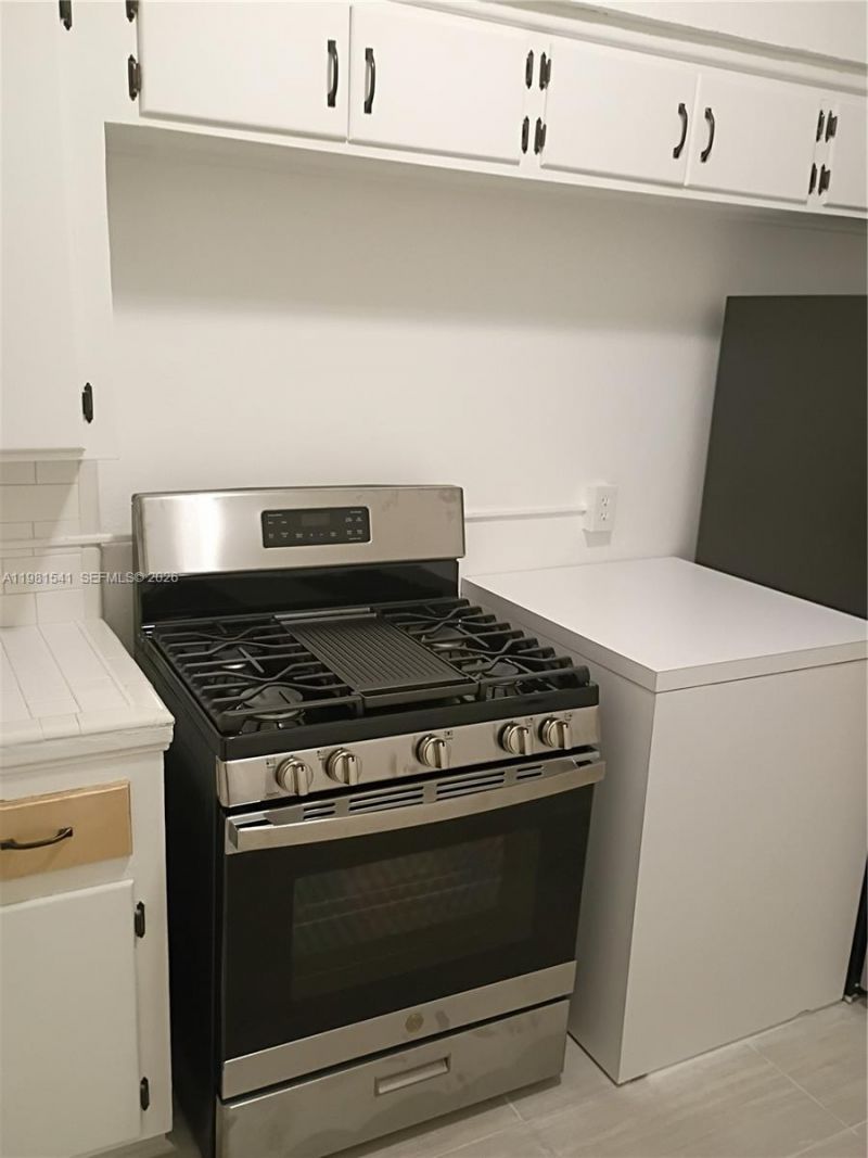 235 83rd St , Unit 4, Miami Beach, FL 33141 Photo