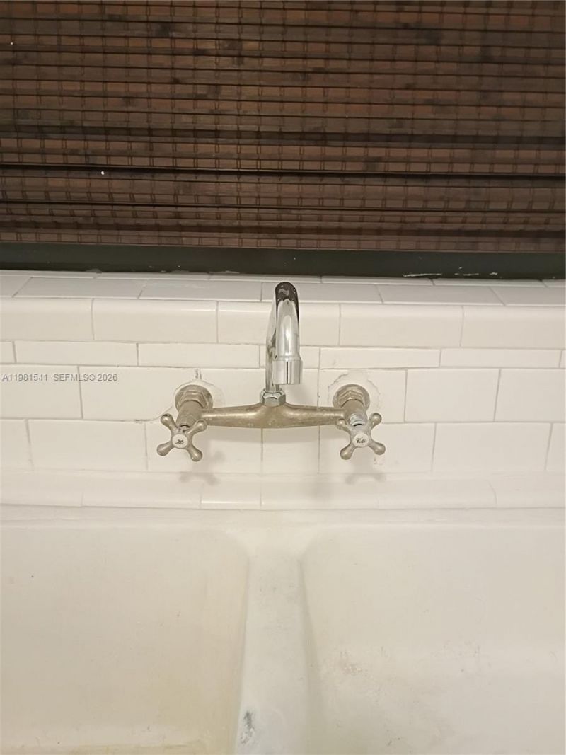 235 83rd St , Unit 4, Miami Beach, FL 33141 Photo