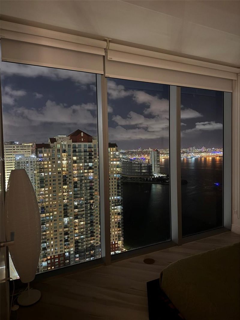 1300 Brickell Bay Dr , Unit 3406, Miami, FL 33131 Photo