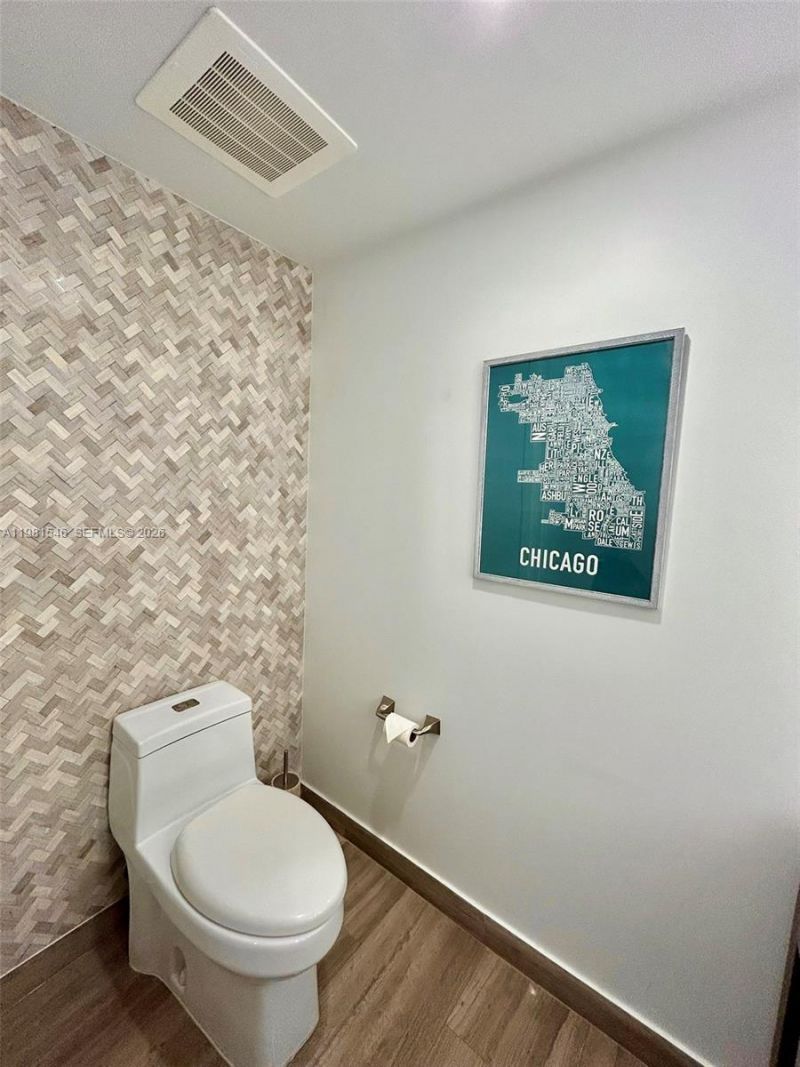 1300 Brickell Bay Dr , Unit 3406, Miami, FL 33131 Photo