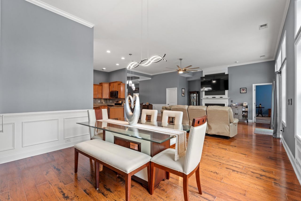 170 Summerlight Dr. Photo 10