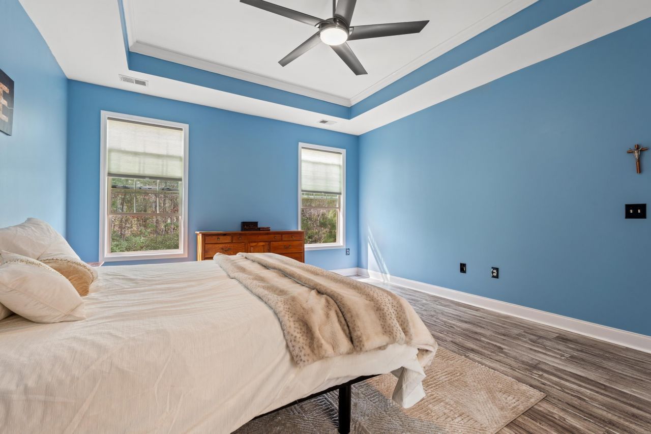 170 Summerlight Dr. Photo 12