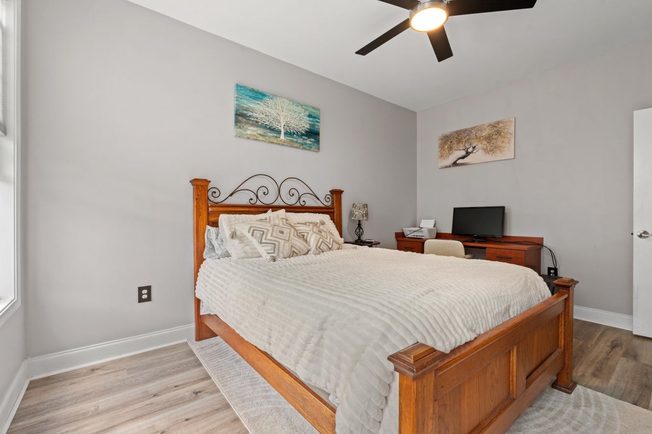 170 Summerlight Dr. Photo 19