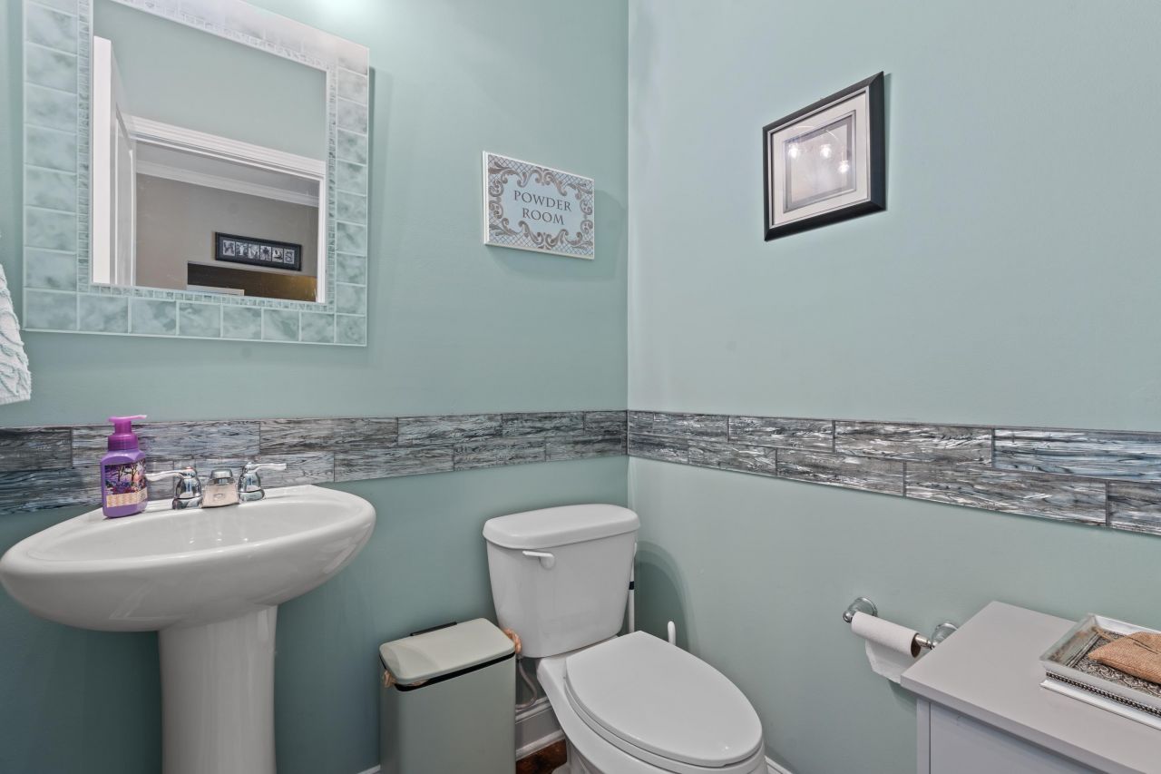 170 Summerlight Dr. Photo 21