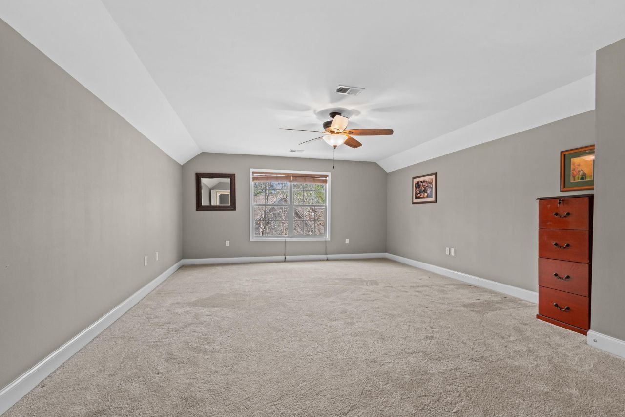 170 Summerlight Dr. Photo 25