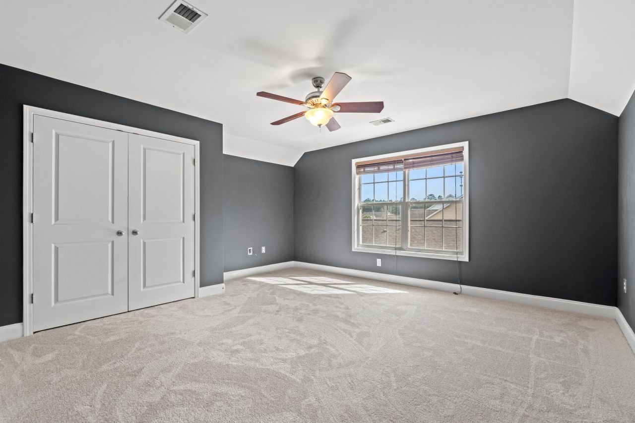 170 Summerlight Dr. Photo 27