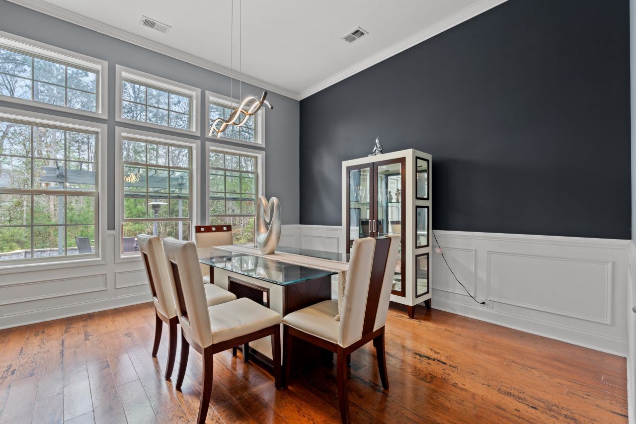 170 Summerlight Dr. Photo 9