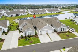 4024 Taranto Loop photo 4