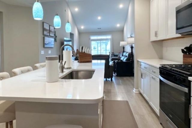 4024 Taranto Loop Photo 9