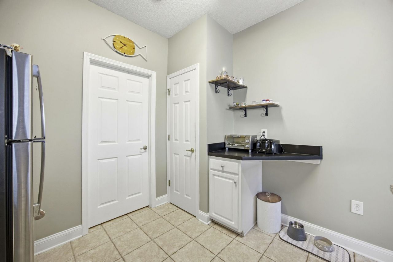 5026 Belleglen Ct.  Photo 12