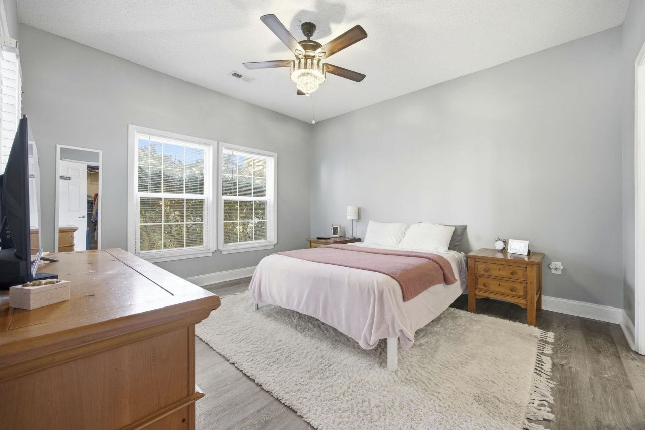 5026 Belleglen Ct.  Photo 13