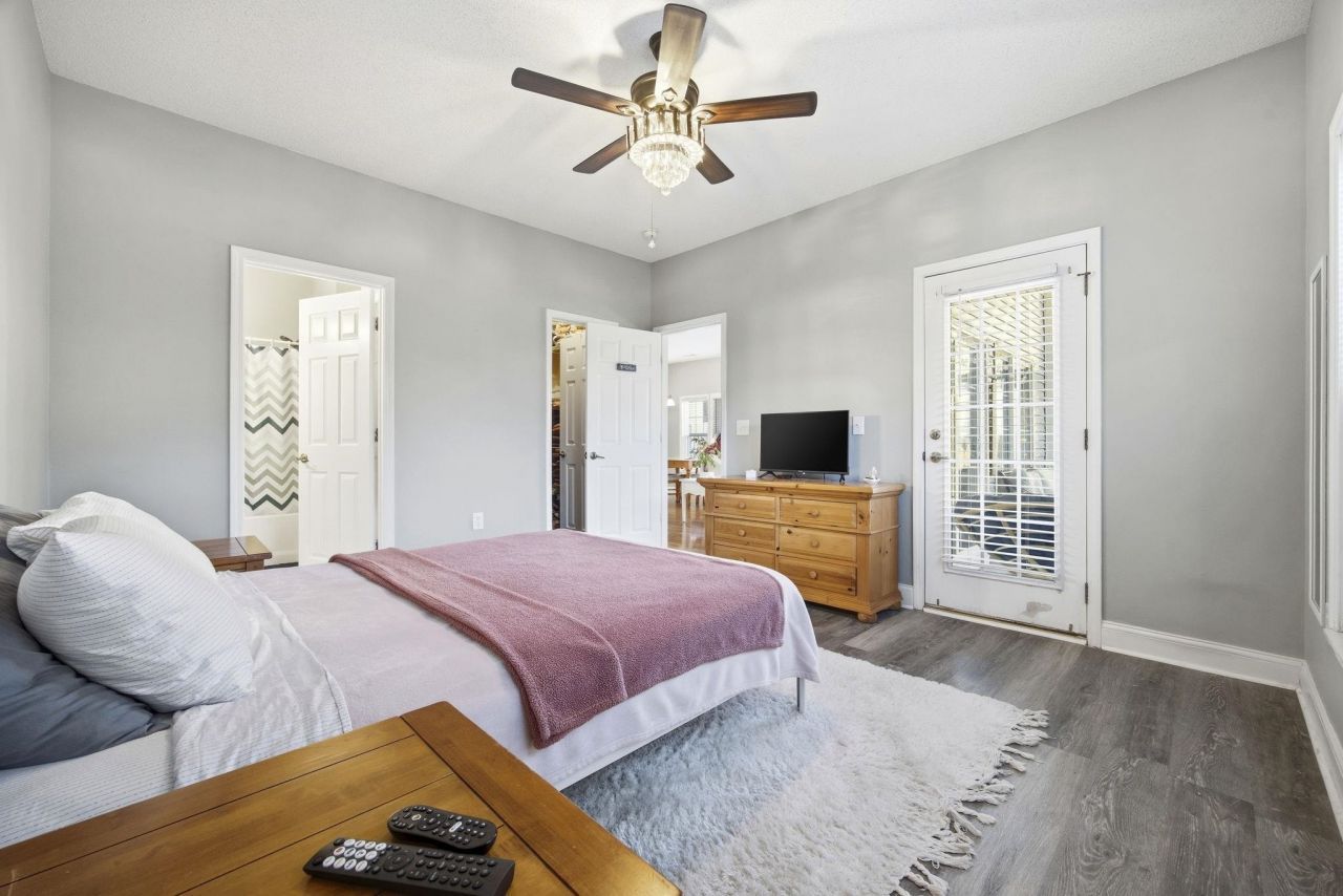 5026 Belleglen Ct.  Photo 14