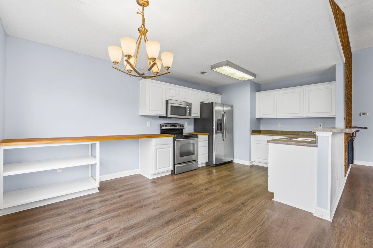 505 Whitebark St. Photo 10