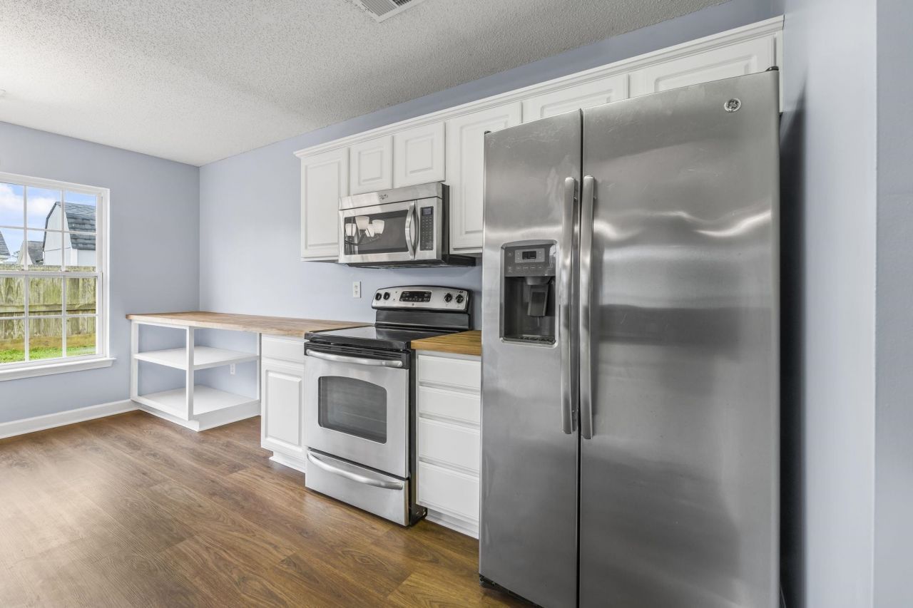 505 Whitebark St. Photo 12