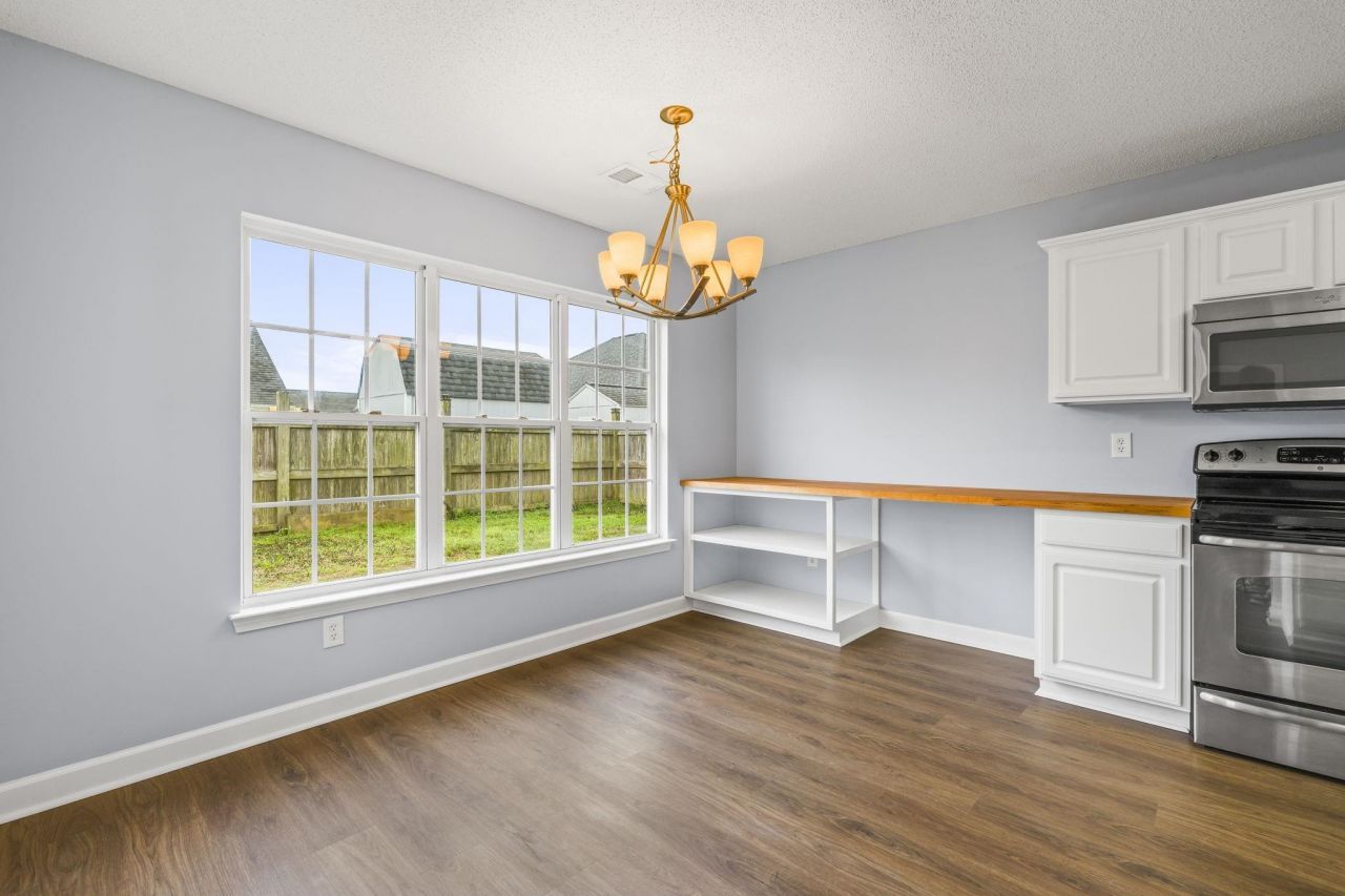 505 Whitebark St. Photo 15