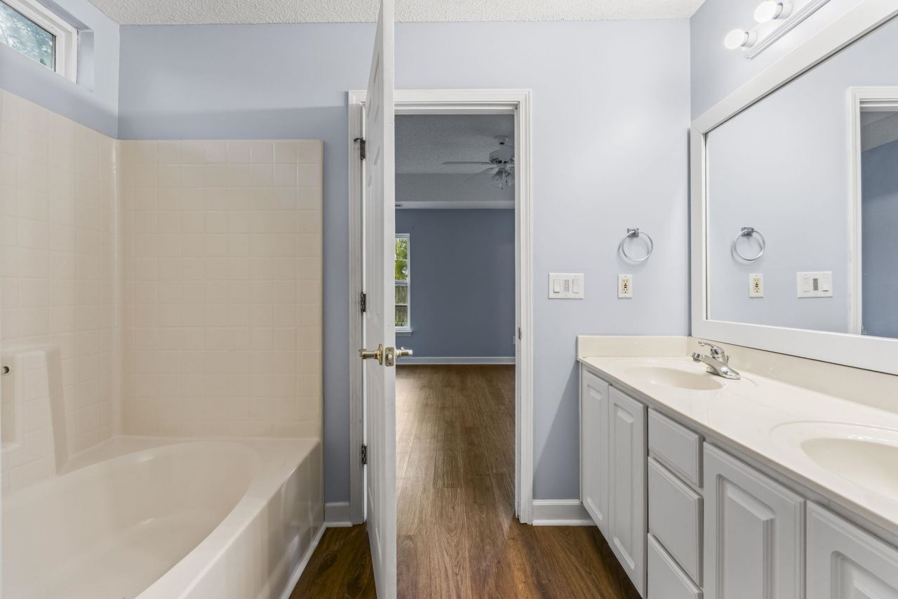 505 Whitebark St. Photo 23