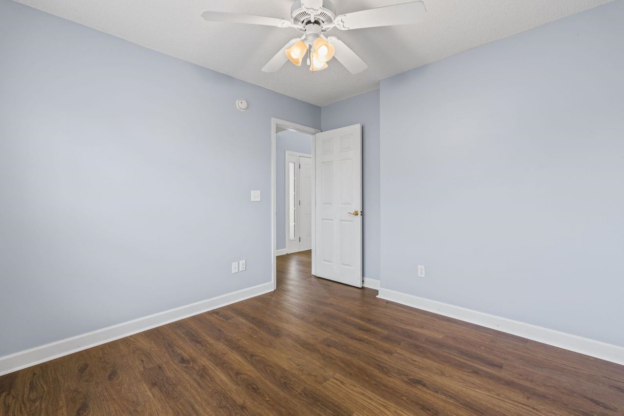 505 Whitebark St. Photo 29