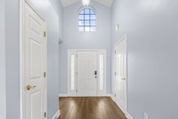 505 Whitebark St. photo 4