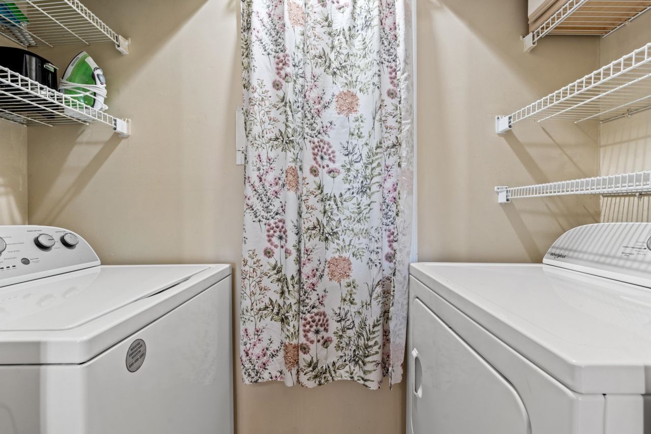 581 Blue River Ct.  Photo 20