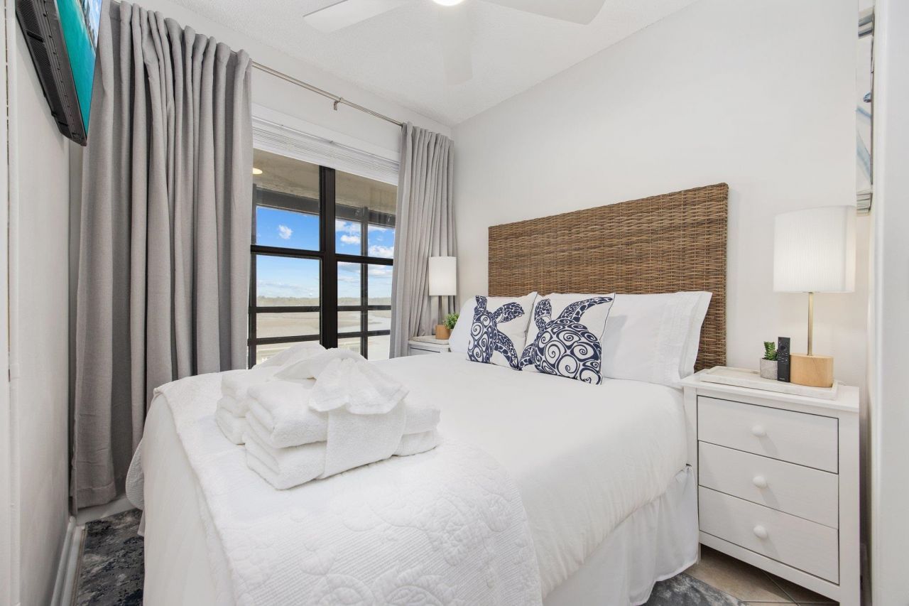 4000 N North Ocean Blvd. Photo 46