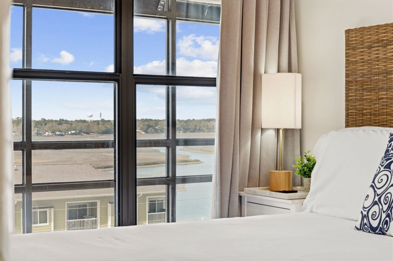 4000 N North Ocean Blvd. Photo 58