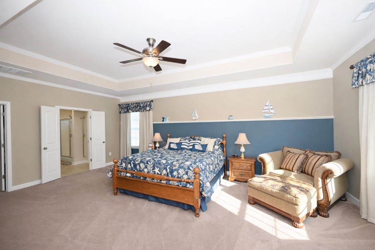 332 Moulton Dr. Photo 20