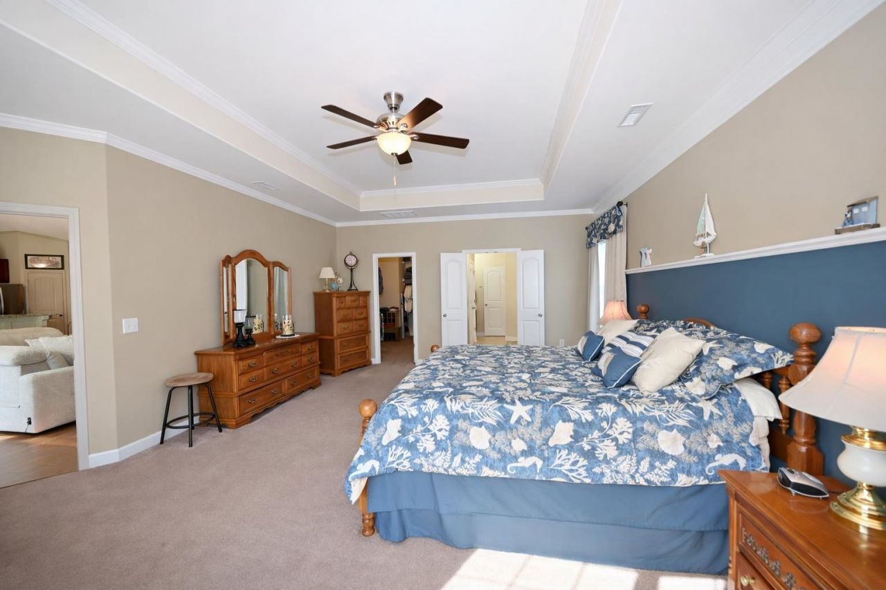 332 Moulton Dr. Photo 21