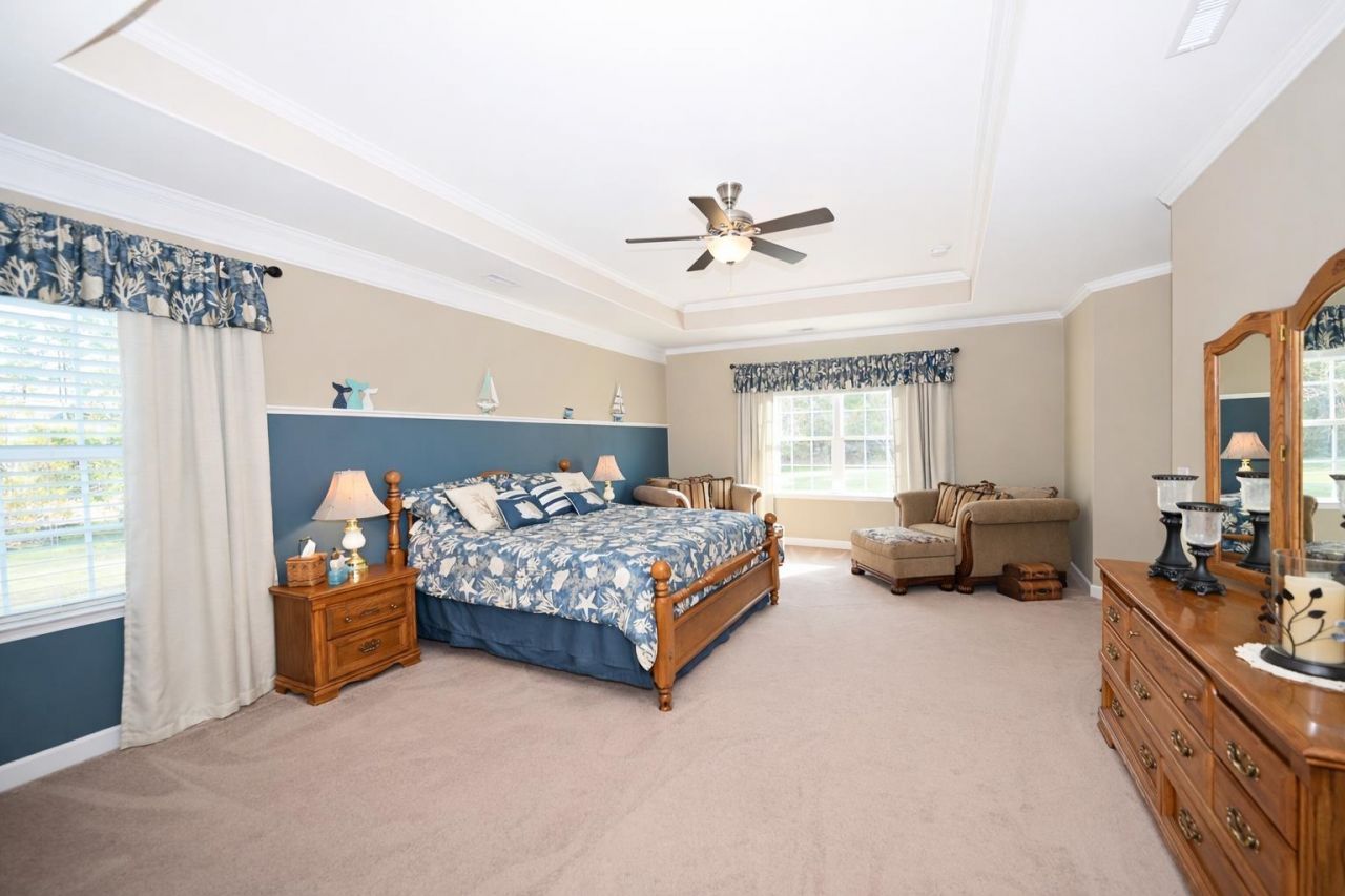 332 Moulton Dr. Photo 22